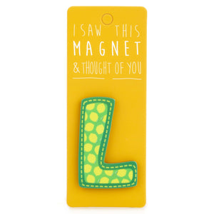 A fridge magnet saying 'L'