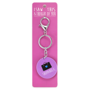 A KEYRING SAYING 'SHOPAHOLIC'