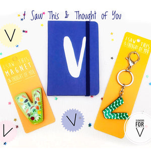 V Gift Set